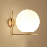 چراغ دیواری مدرن D111